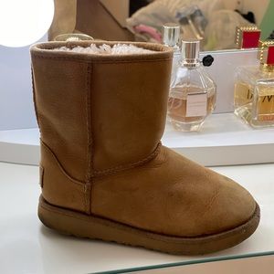 UGG Classic Short II Boot - Toddler size 12 Chestnut
